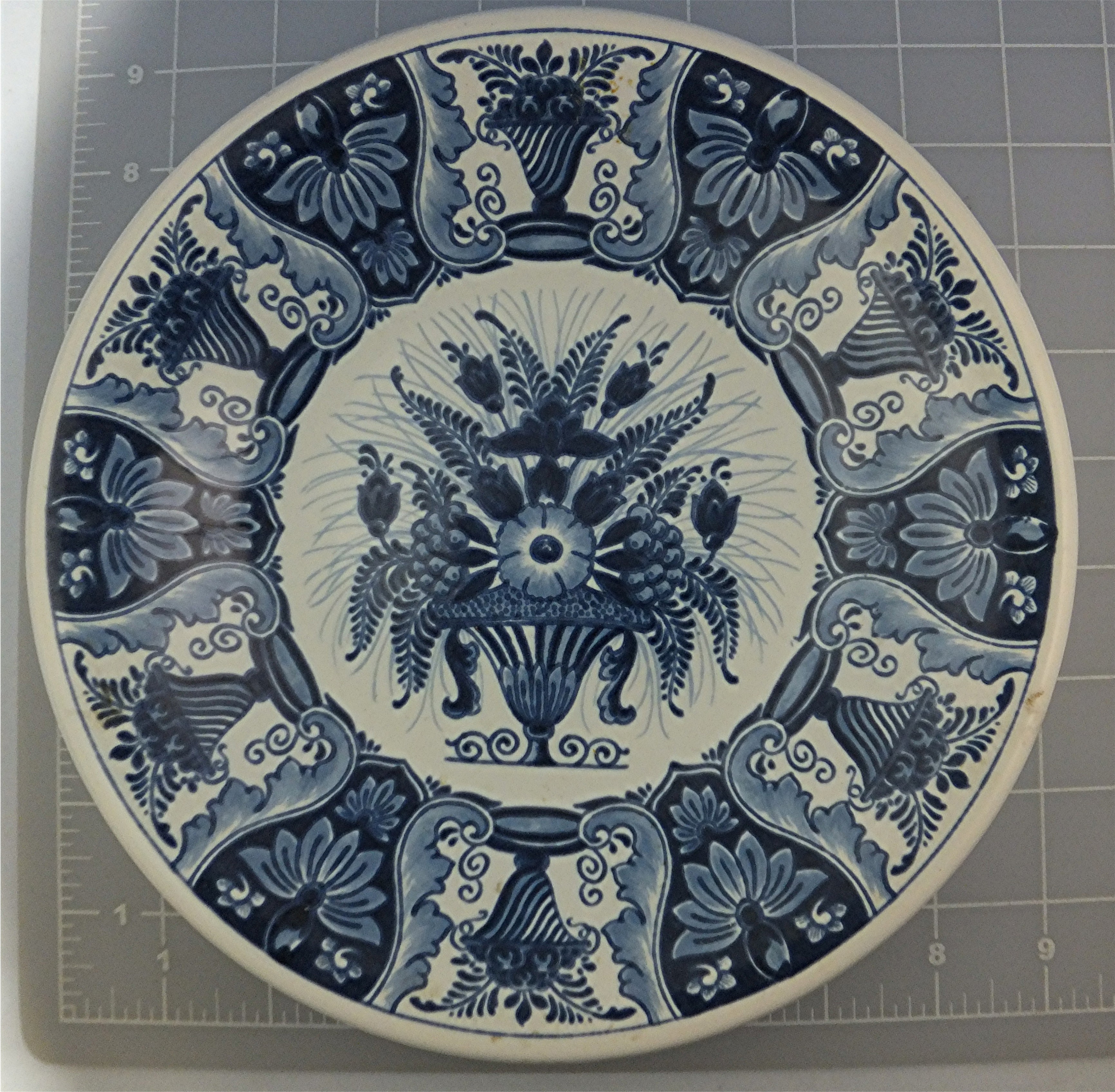 Delft Holland decorative plate Flower Basket