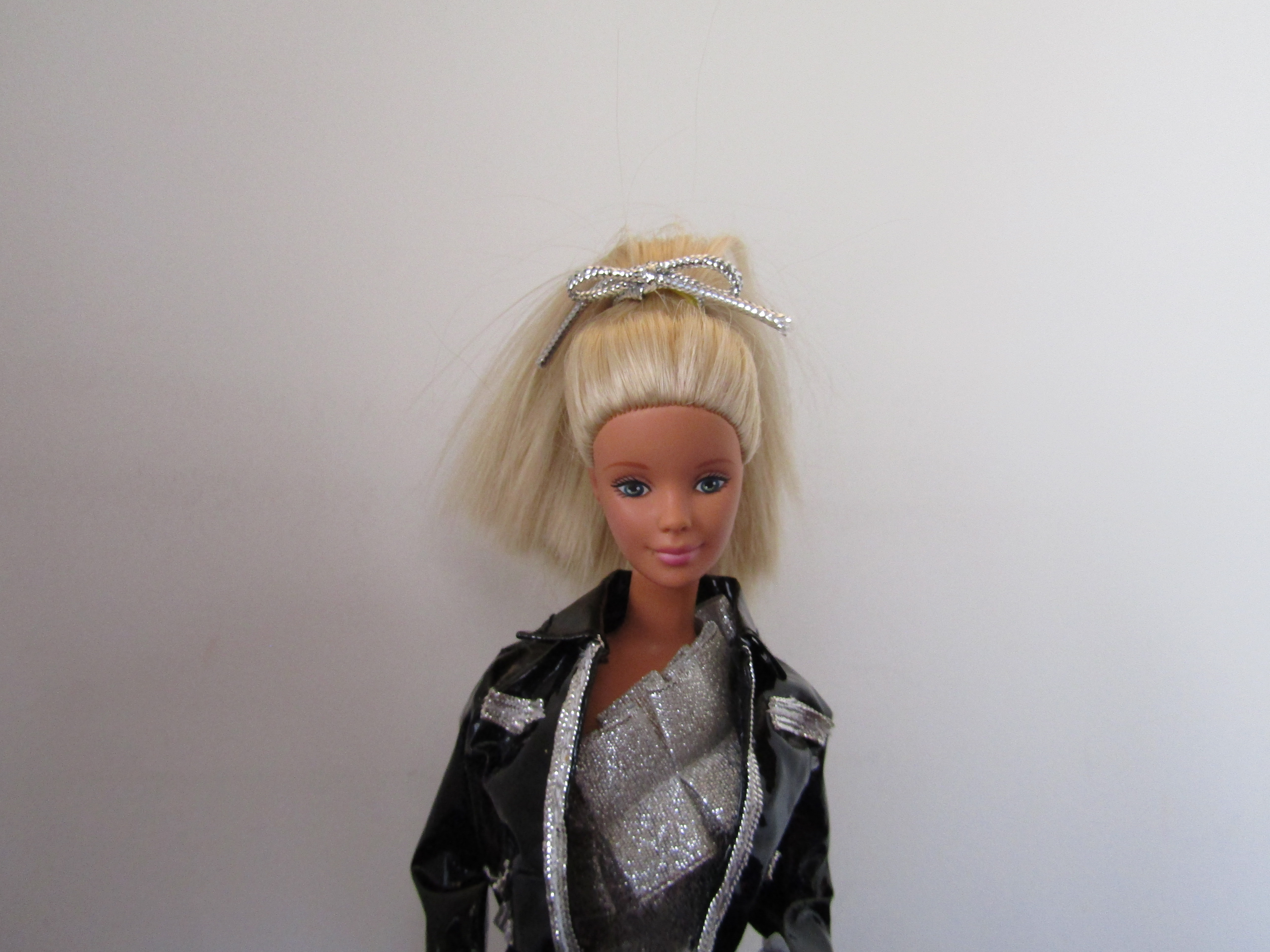 Nineties Fashion Barbie Doll Mattel Indonesia 17
