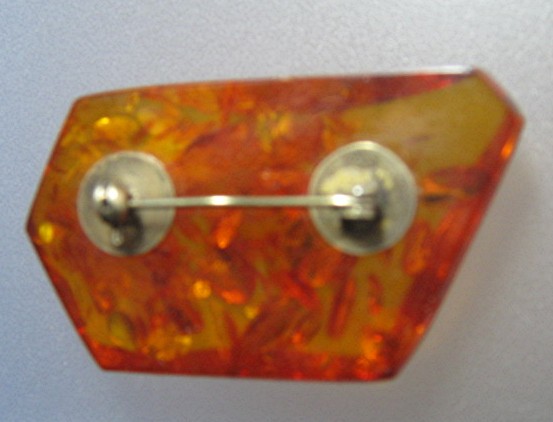 Baltic Amber and 8K Gold Brooch Pin