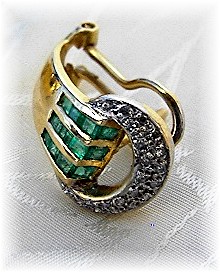 Earrings 14K Gold Pave Diamond  Emerald  French Back