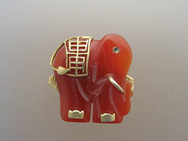 Carnelian and goldtone Elephant Scarf Holder