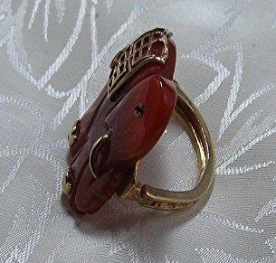 Carnelian and goldtone Elephant Scarf Holder
