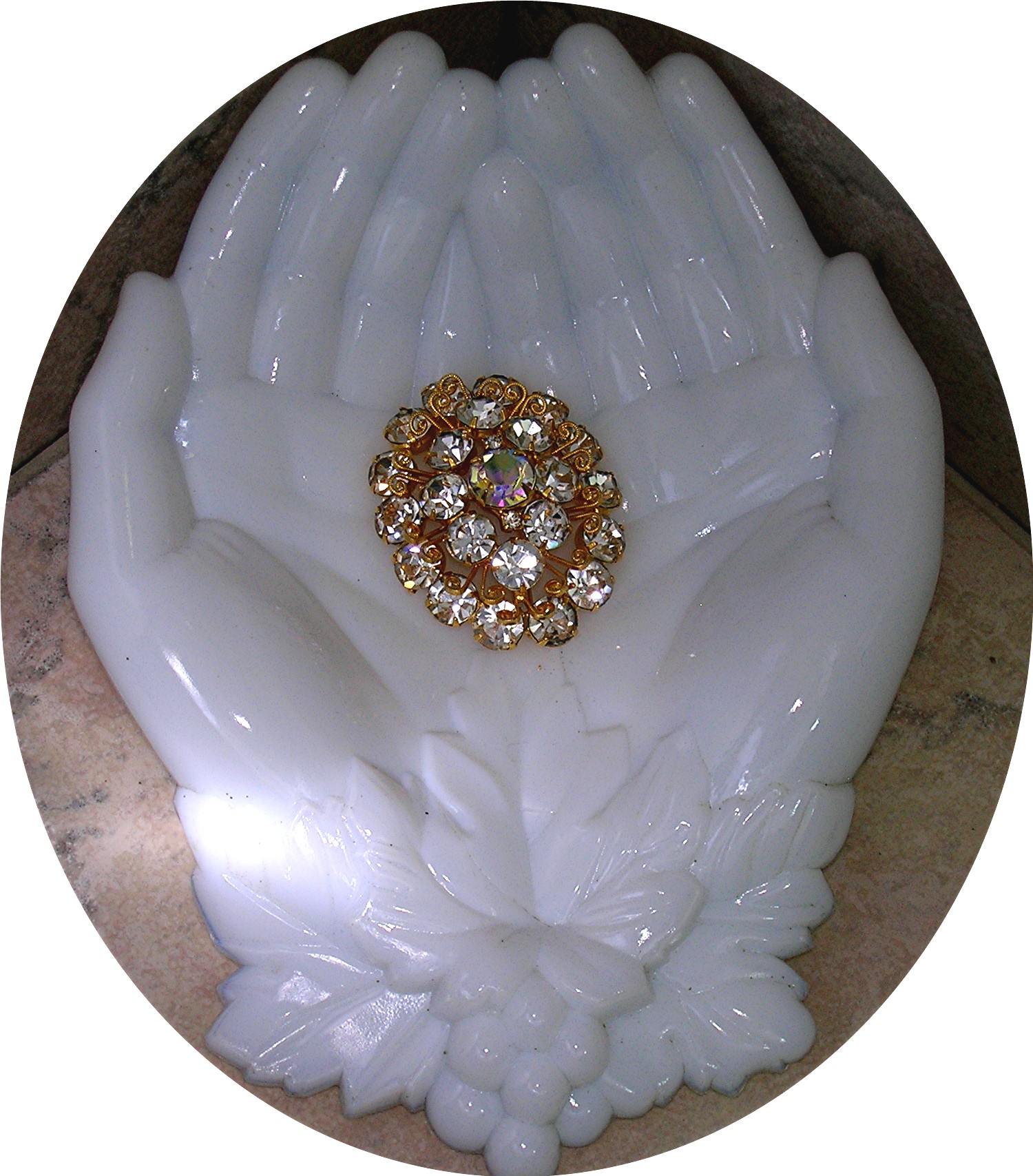 Crystal Brooch, Goldtone Brilliant Crystal Brooch