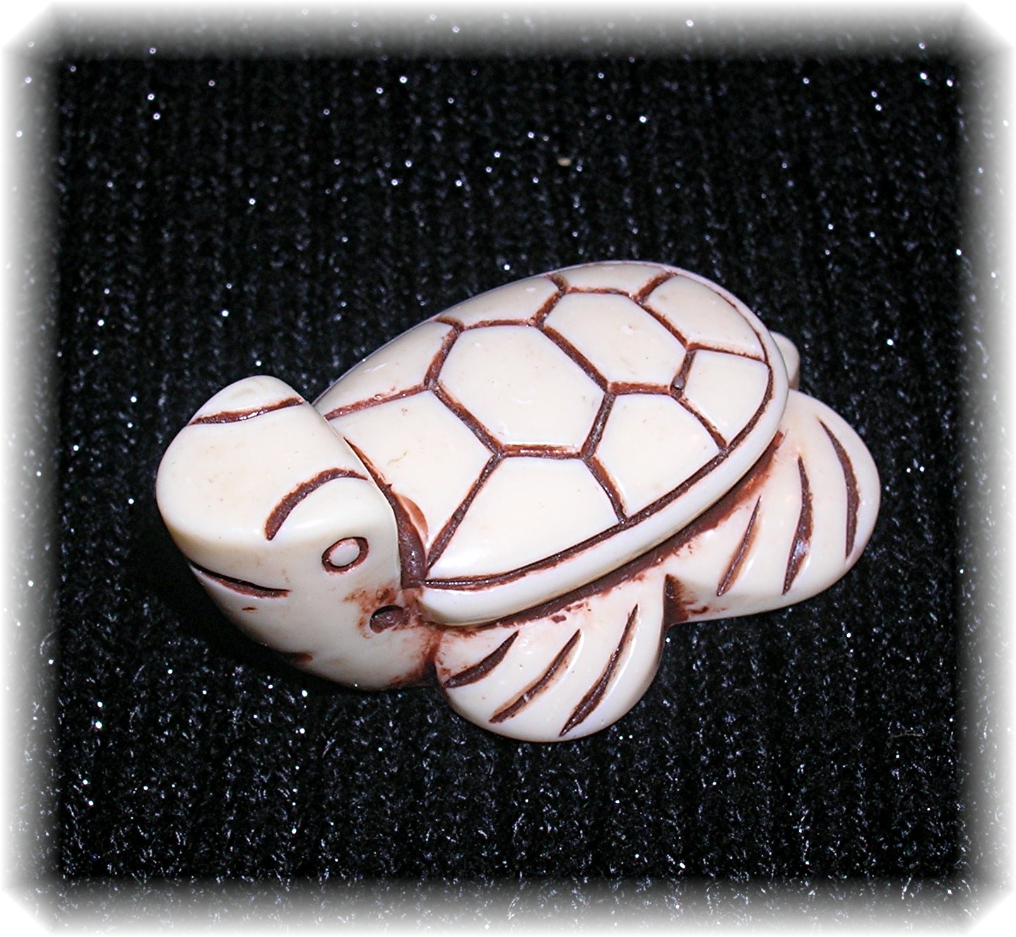 Small Carved Turtle Pendant