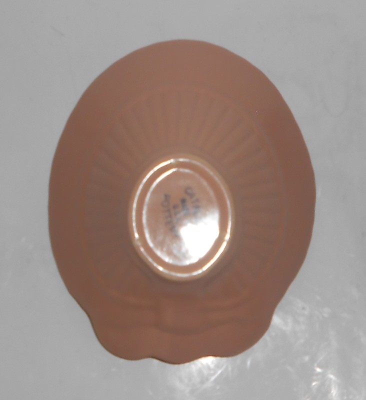 Franciscan Catalina Pottery Capistrano Art Ware Coral Bonnet - MINT