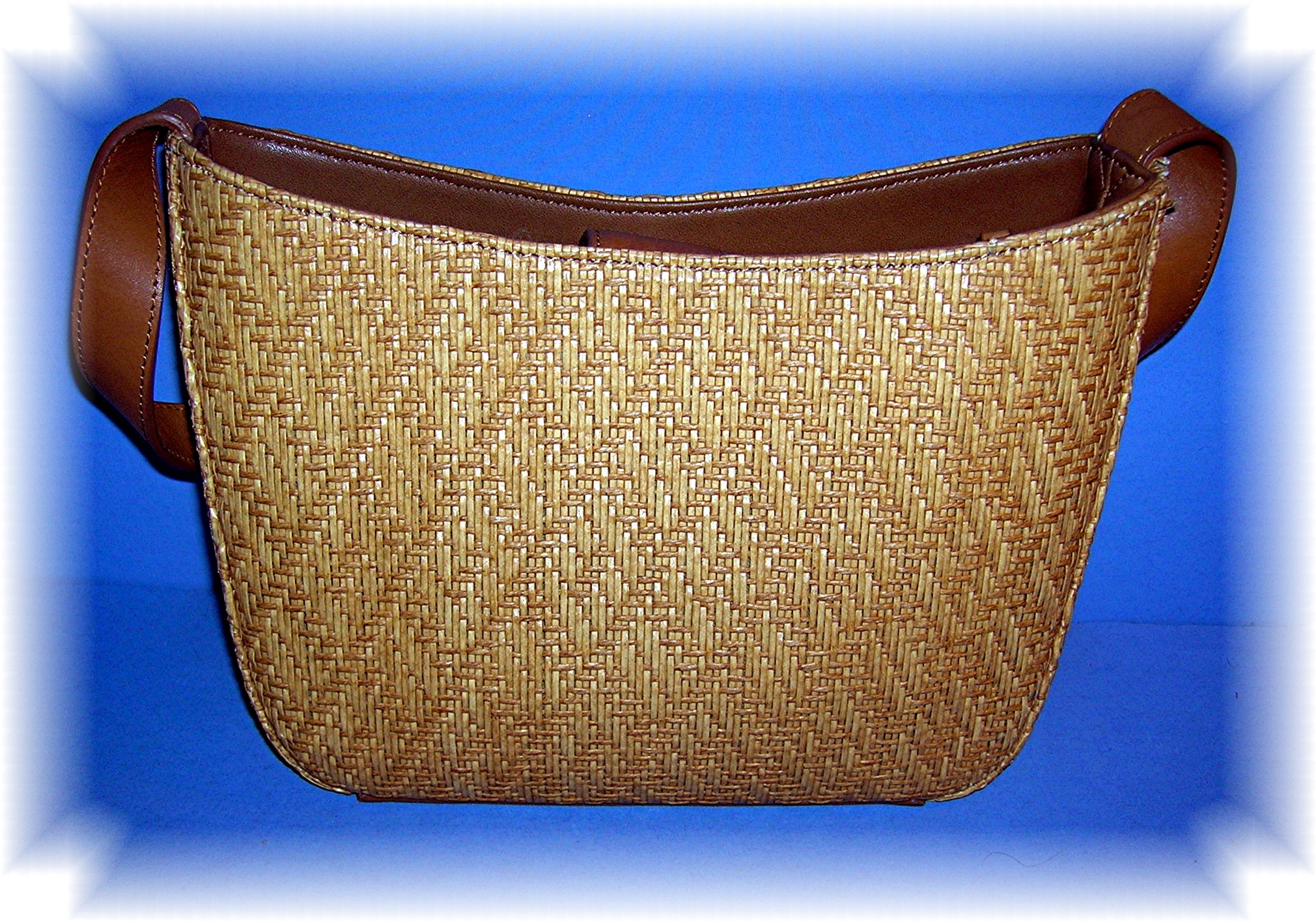FOSSIL Tan Woven Leather Purse