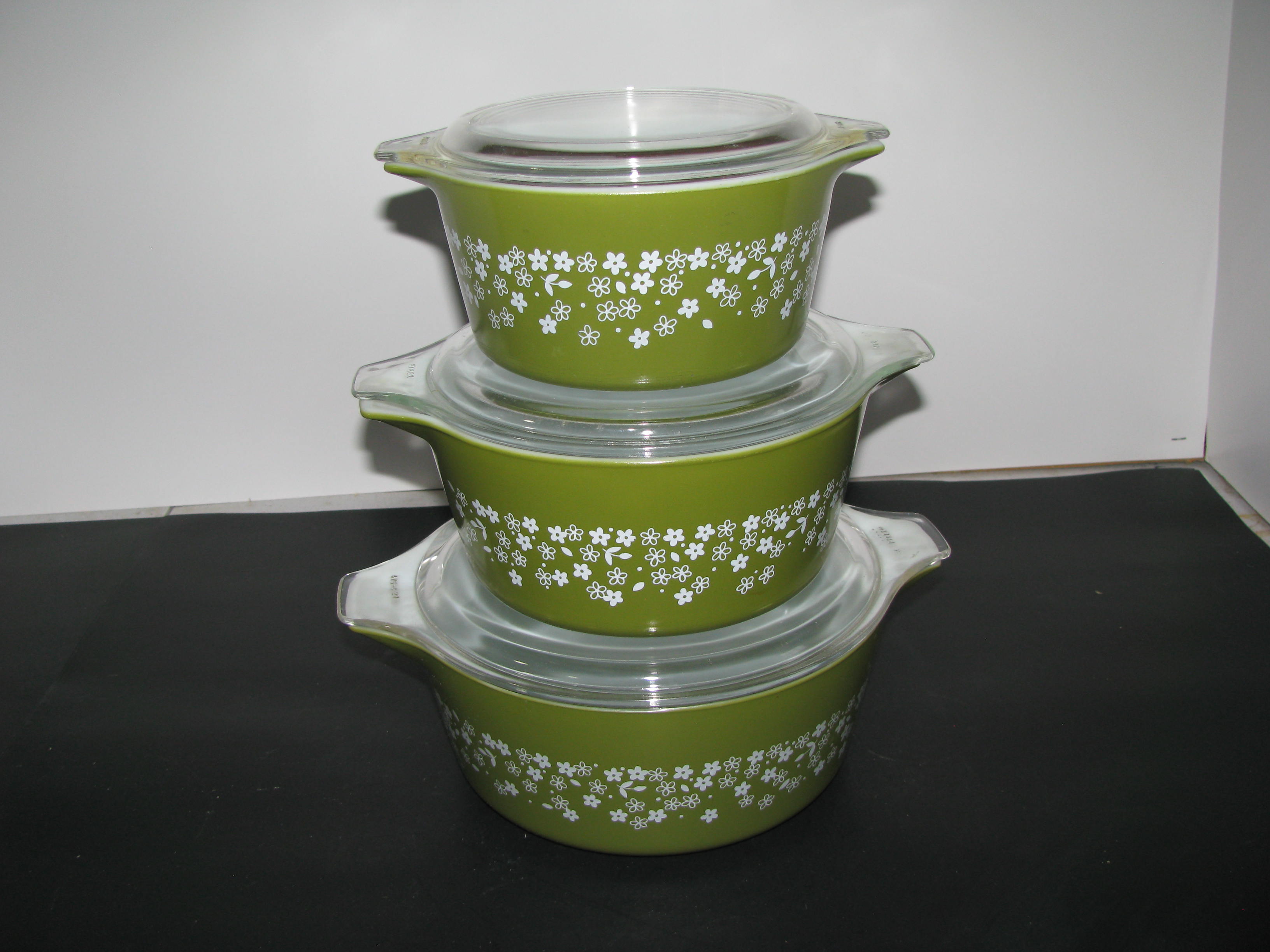 Vintage Pyrex Spring Blossom Green Casseroles