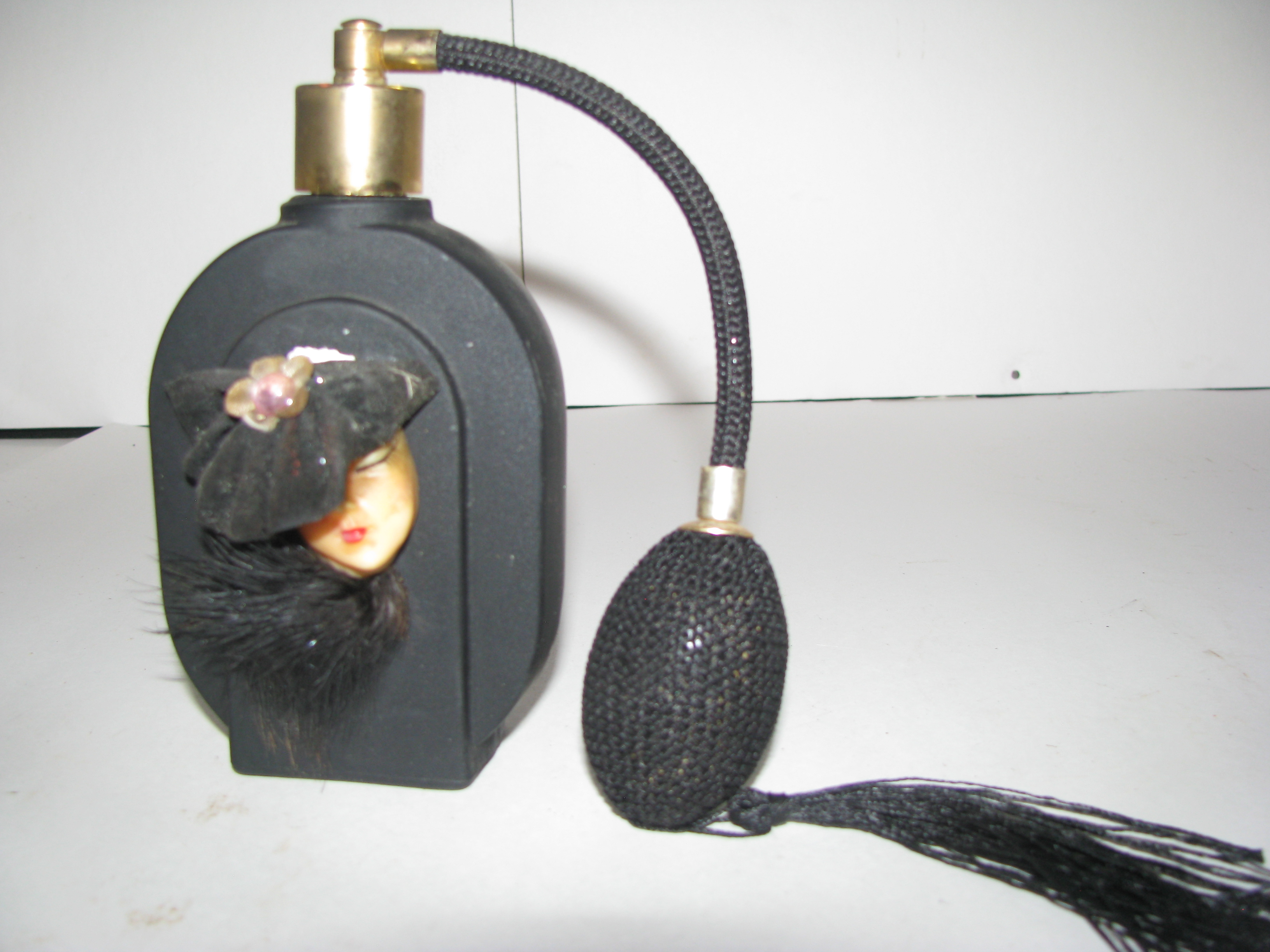 Vintage Perfume Bottle Atomizer 2