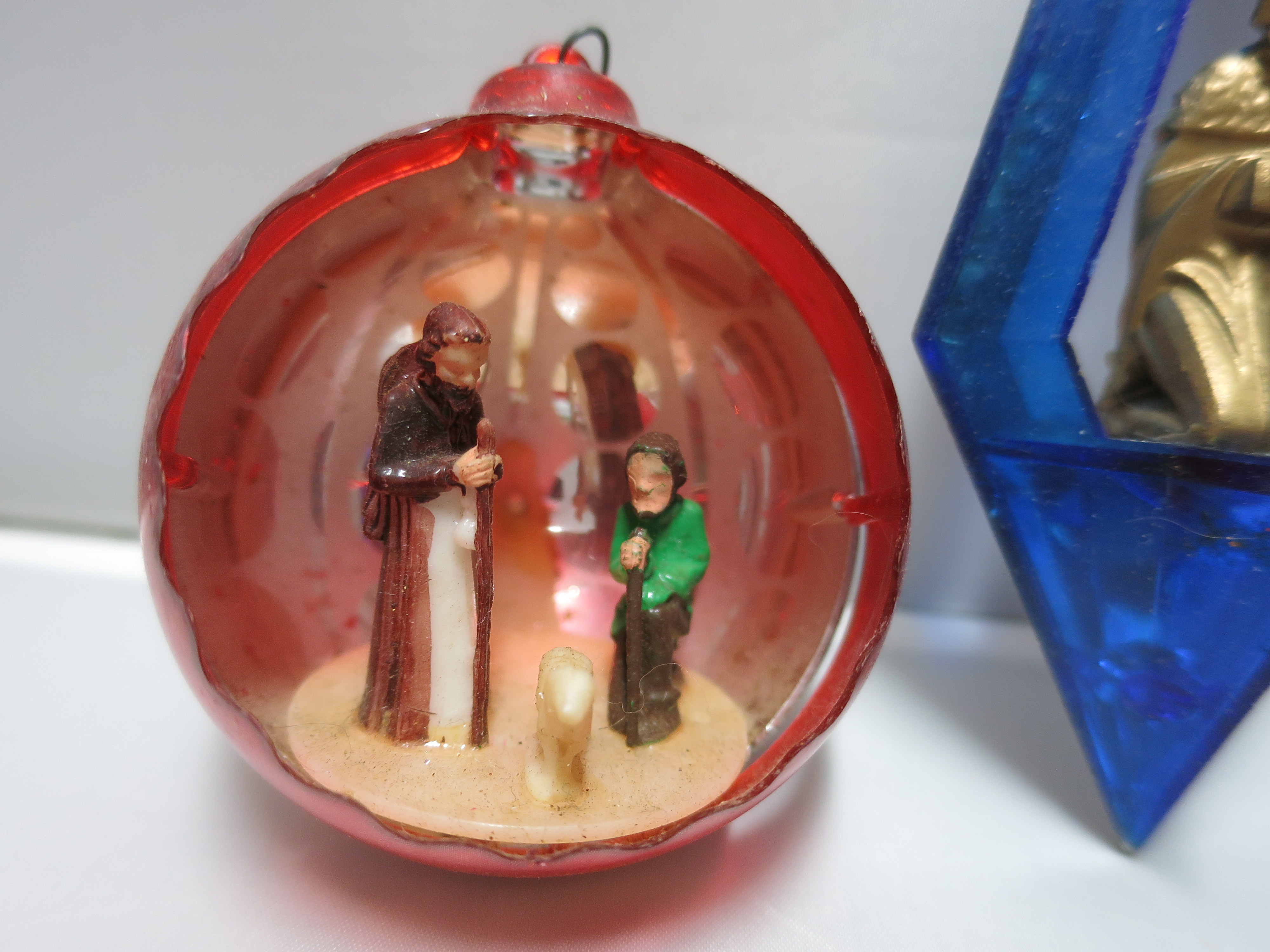 Vintage Ornaments Jewel Brite Diorama