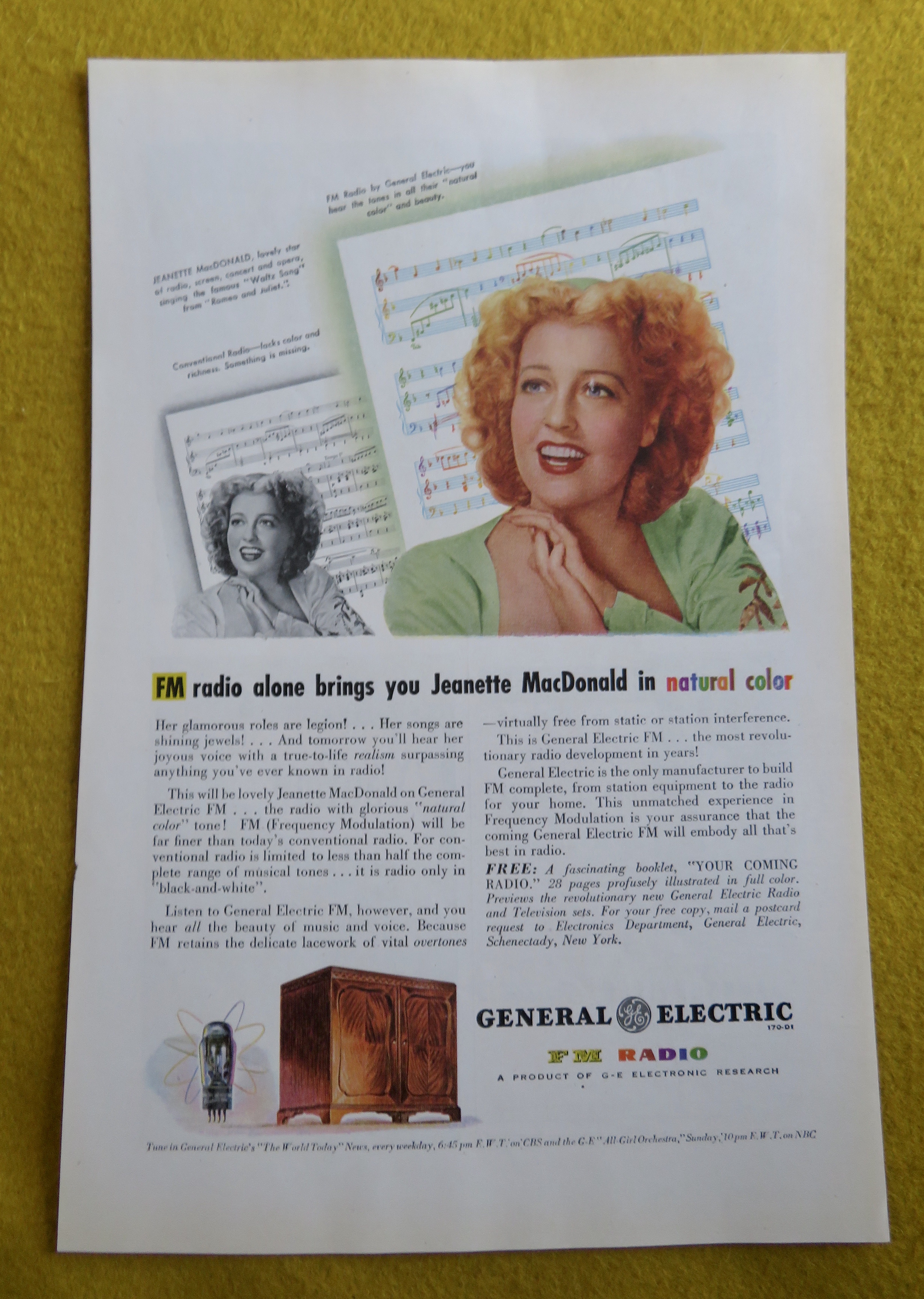 1945 General Electric FM Radio with Jeanette MacDonald