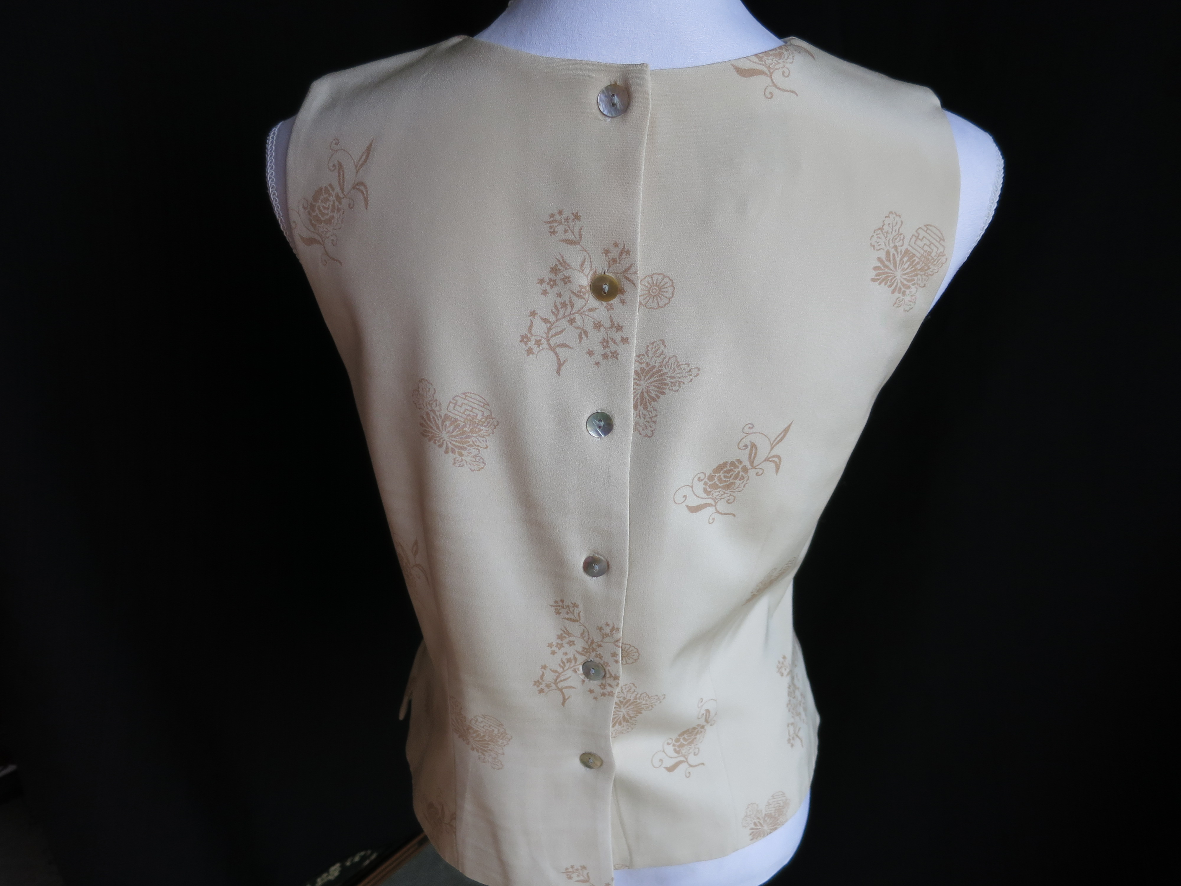 Petite Sophisticate Silk Tank Top Formal Wear Size M