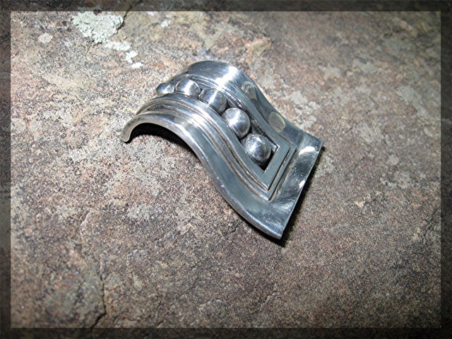 MARGOT VAN VOORHIS Taxco Mexico Sterling Silver Pin