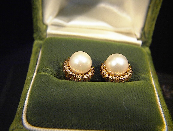 Earrings 14K Gold Diamond and 6mm Cultured Pearl