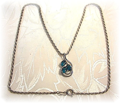 16 Inch Sterling Silver Chain Emerald Pendant
