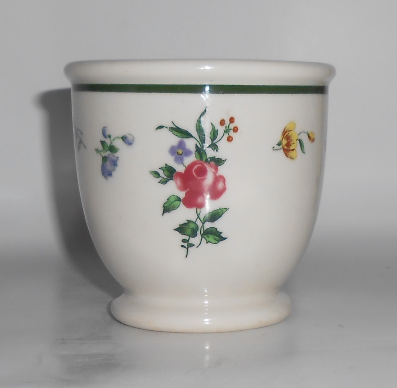 Shenango China Restaurant Ware Floral Decorated Eggcup