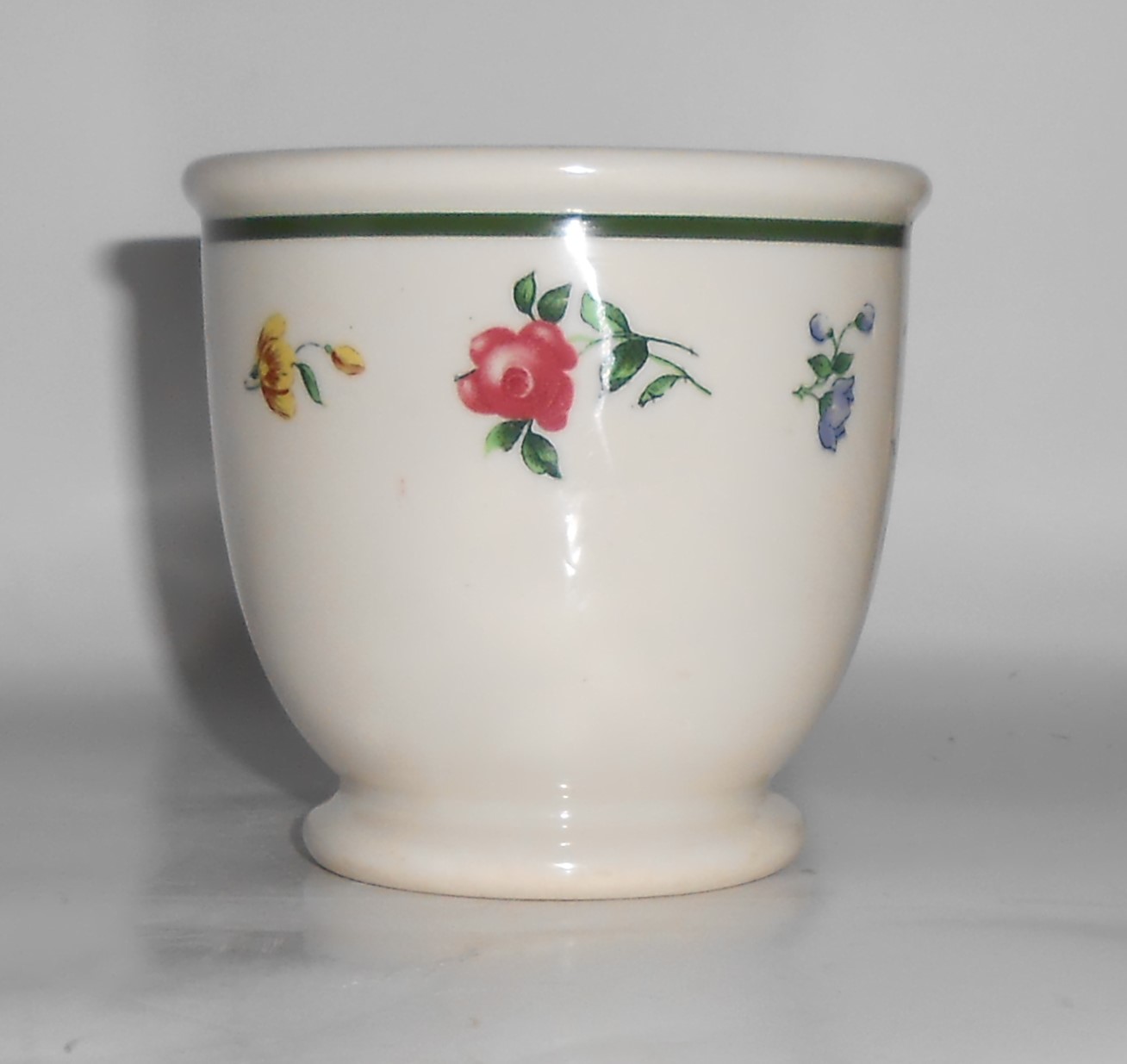 Shenango China Restaurant Ware Floral Decorated Eggcup