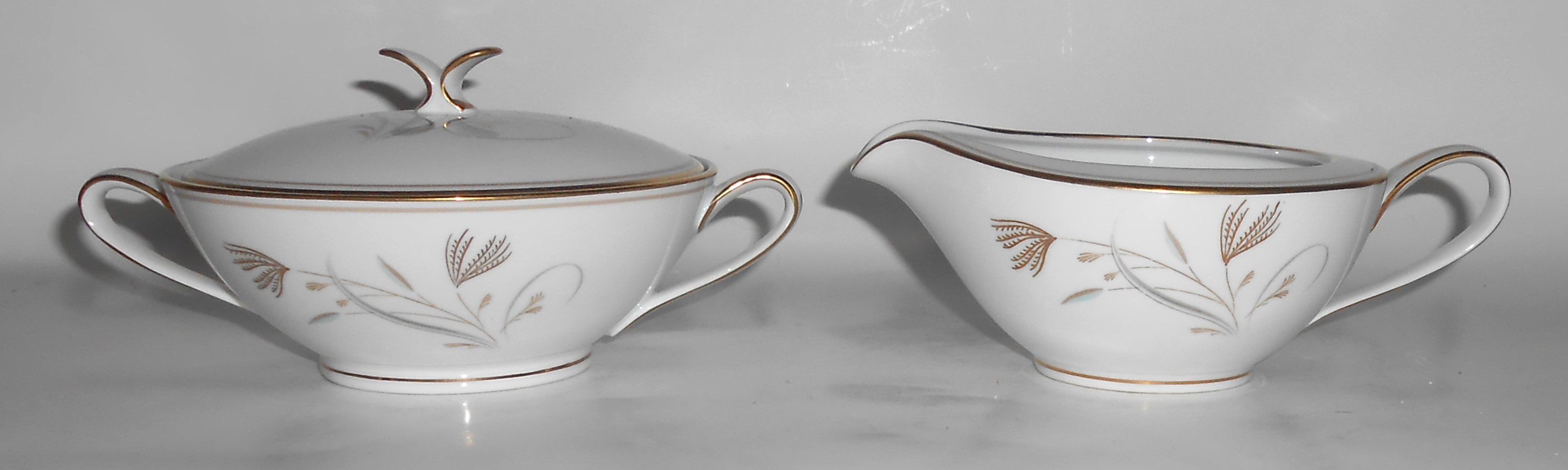 Noritake China Porcelain Laverne Gold Band Creamer & Su