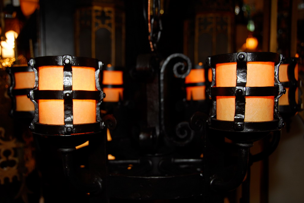 Arts & Crafts Style Light Fixture
