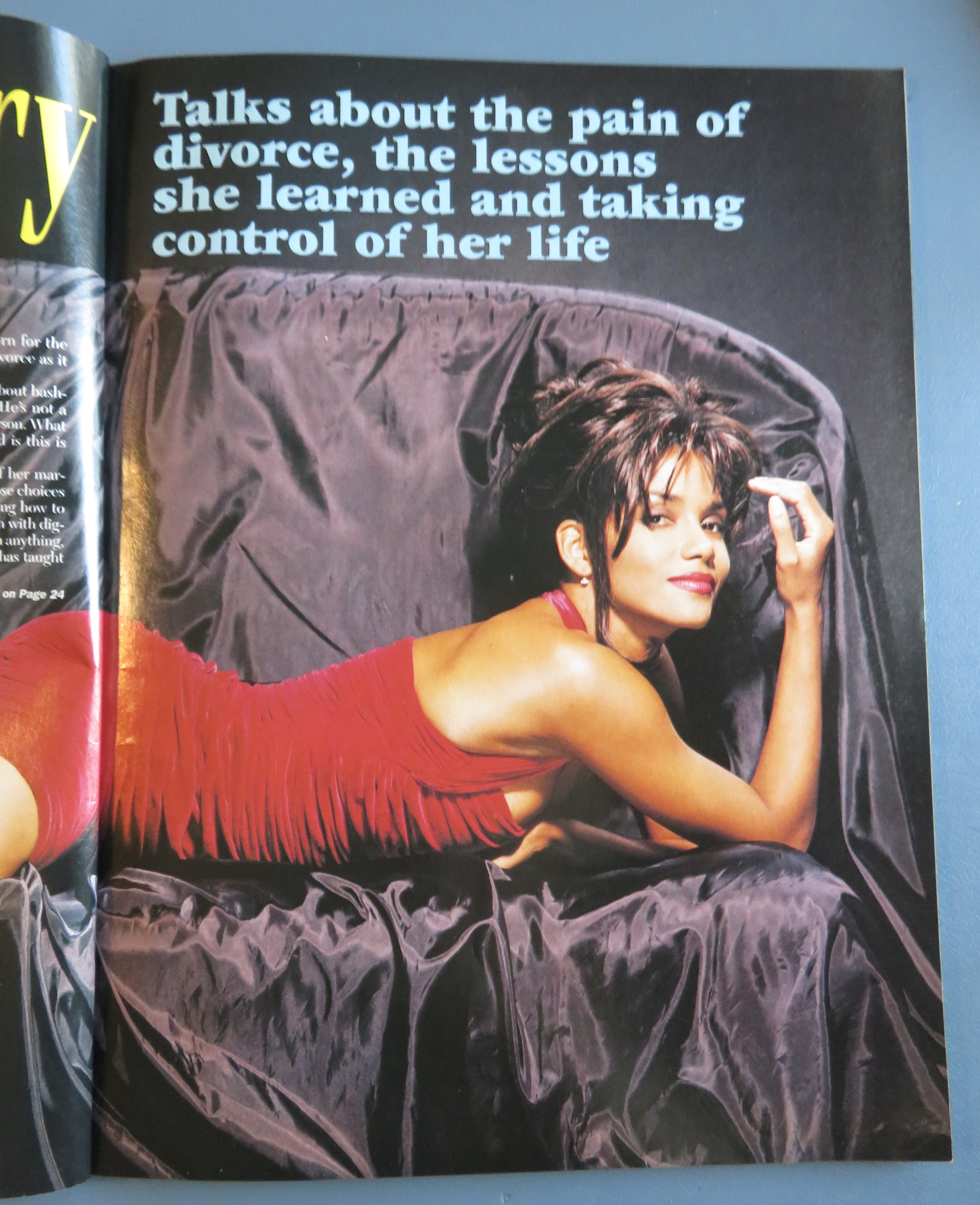 Ebony Magazine March 1997 Halle Berry