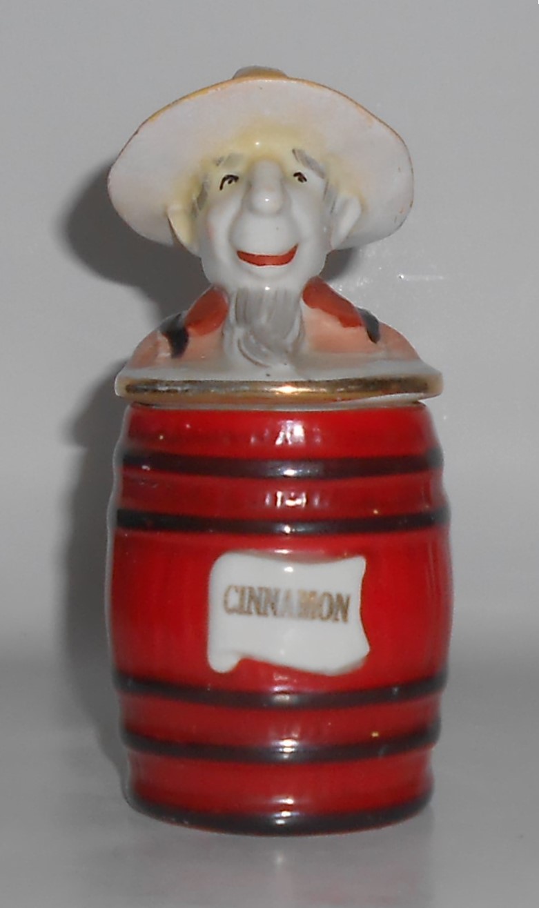 Regal China Pottery Old Macdonald Farm Cinnamon Spice J