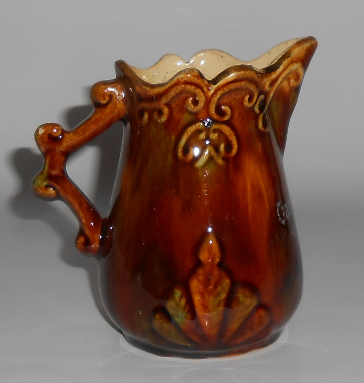 Cambridge Art Pottery Standard Glaze Carnegie Hall
