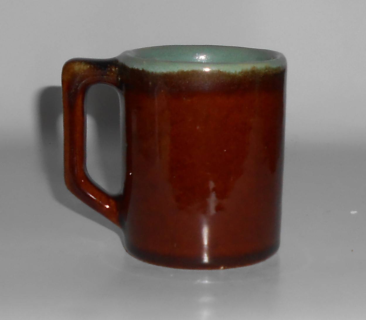 Zanesville Stoneware Pottery Country Fare 3'' Handled M