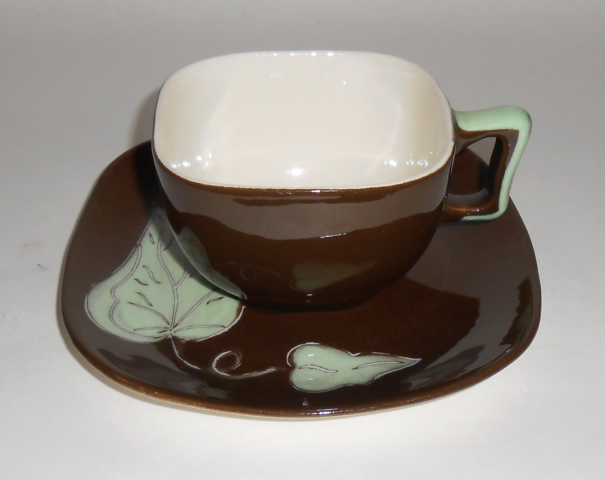 Santa Anita Ware Pottery  Del Mar Brown Cup/Saucer Set!