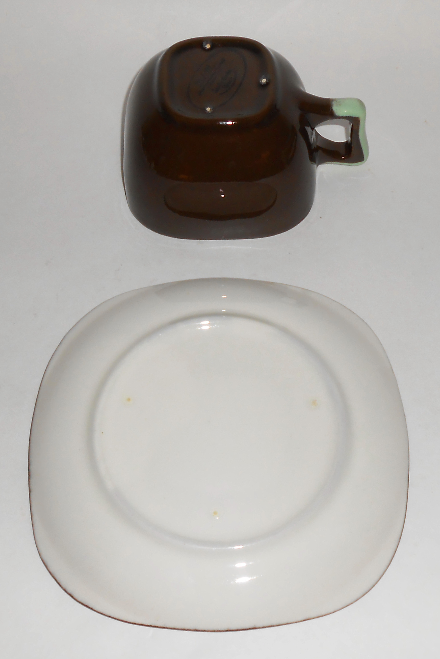 Santa Anita Ware Pottery  Del Mar Brown Cup/Saucer Set!