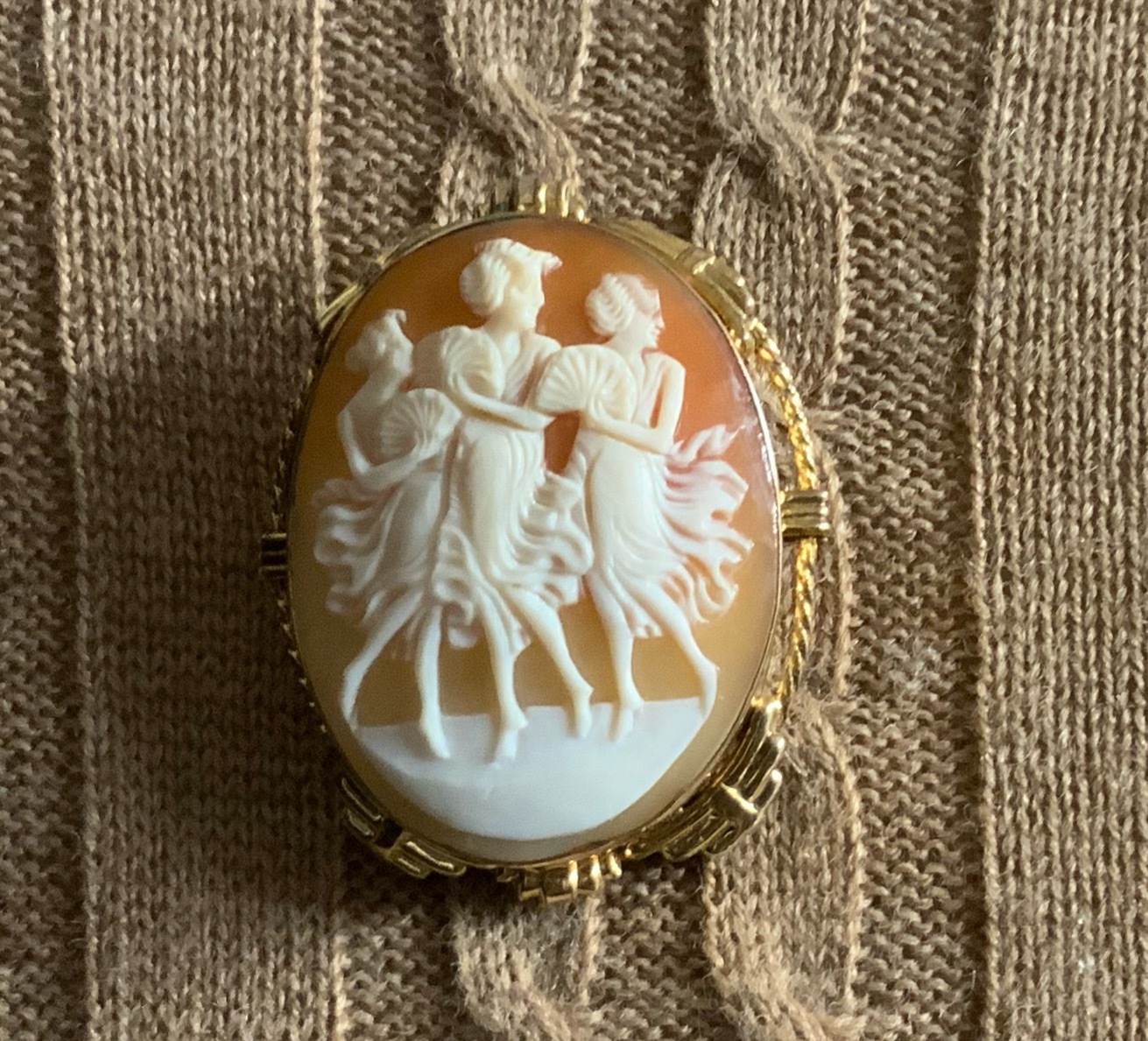 Cameo Carved 3 Graces in Gold Frame Brooch