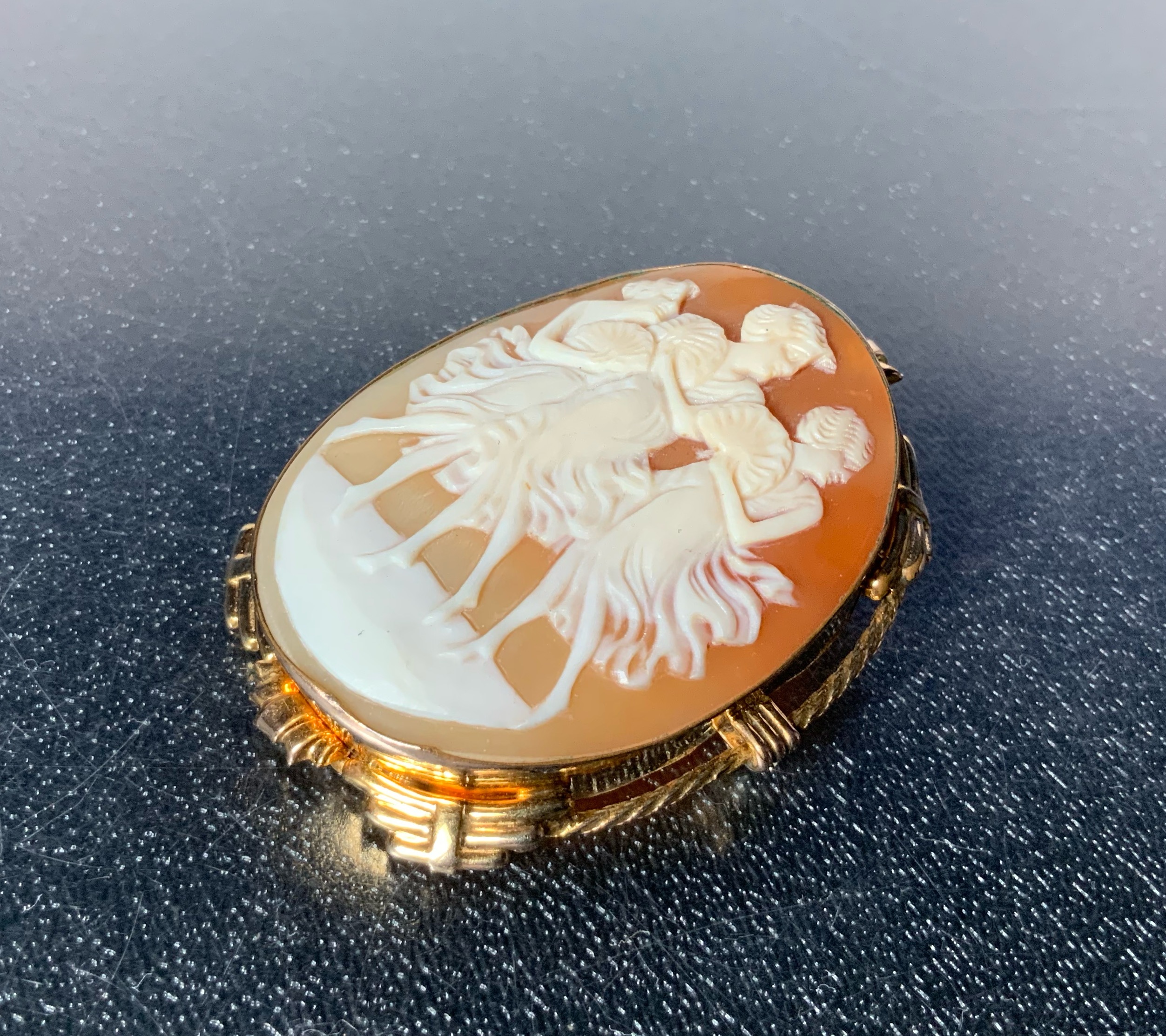 Cameo Carved 3 Graces in Gold Frame Brooch