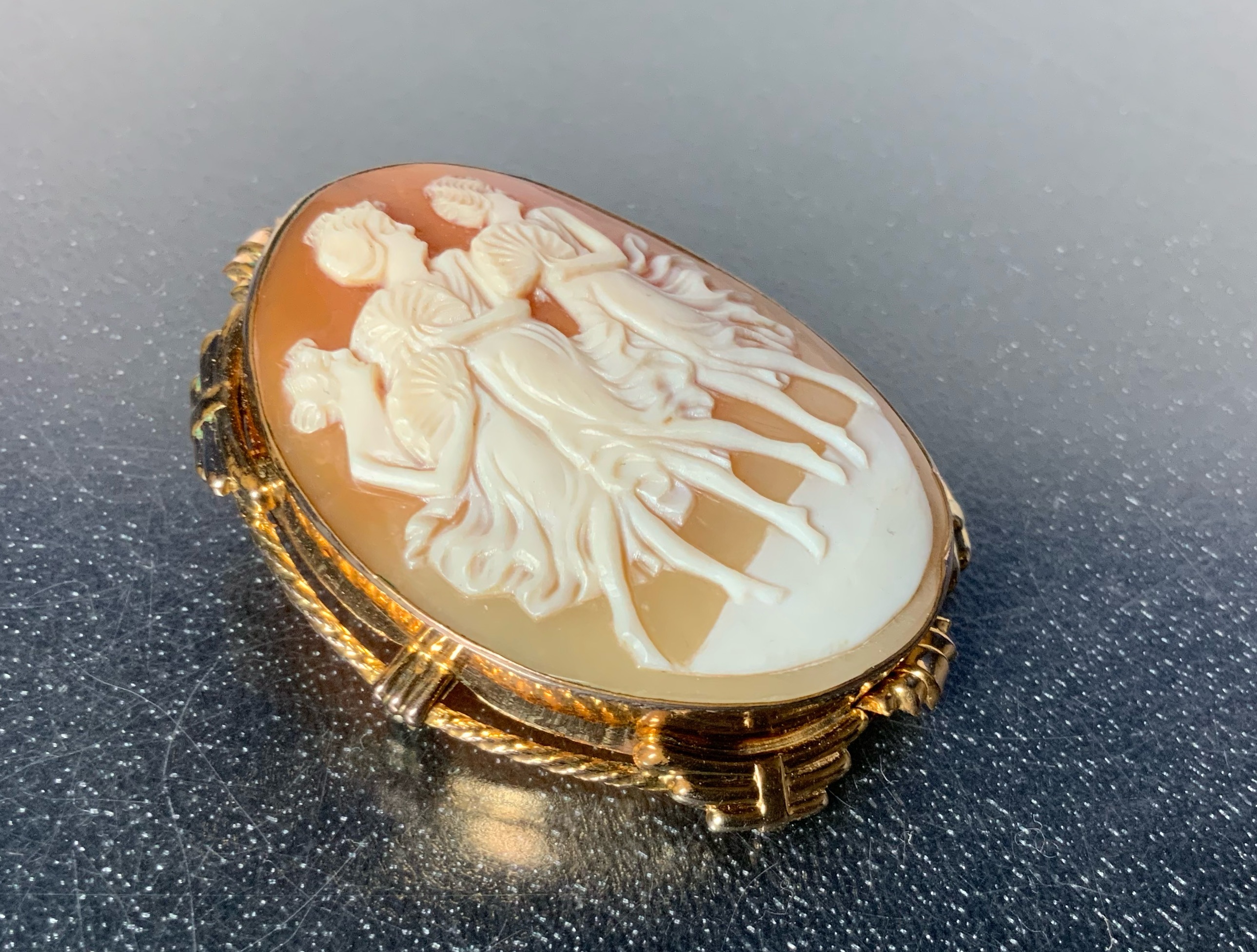 Cameo Carved 3 Graces in Gold Frame Brooch