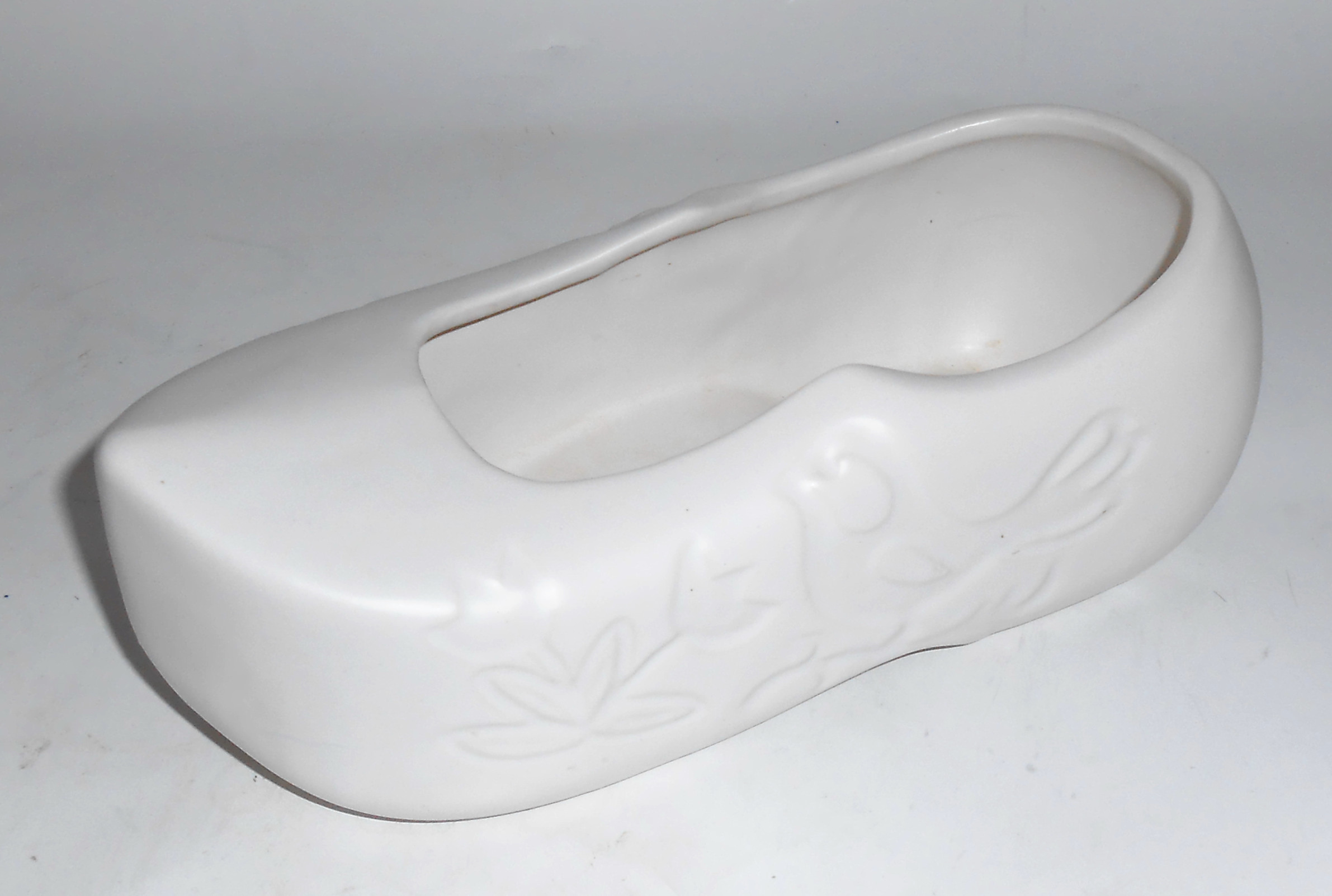 McCoy Pottery Floraline White Dutch Shoe Planter! MINT