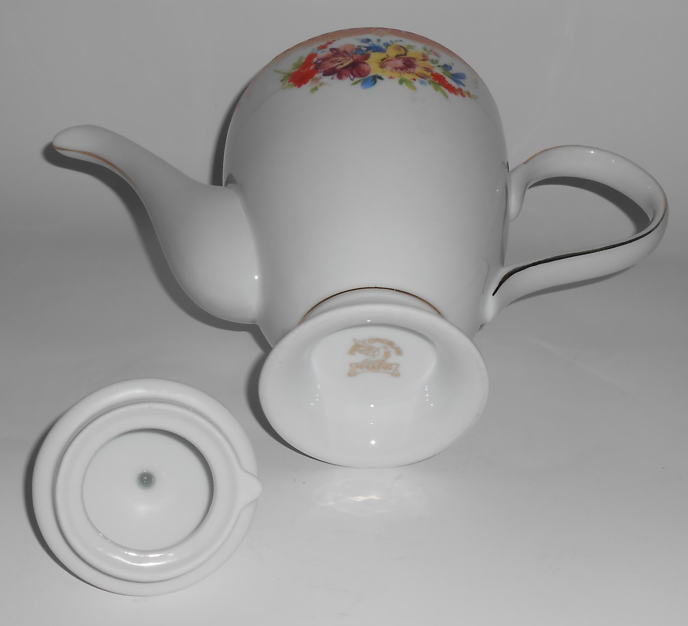Pegasus Porcelain China Floral w/Gold Teapot
