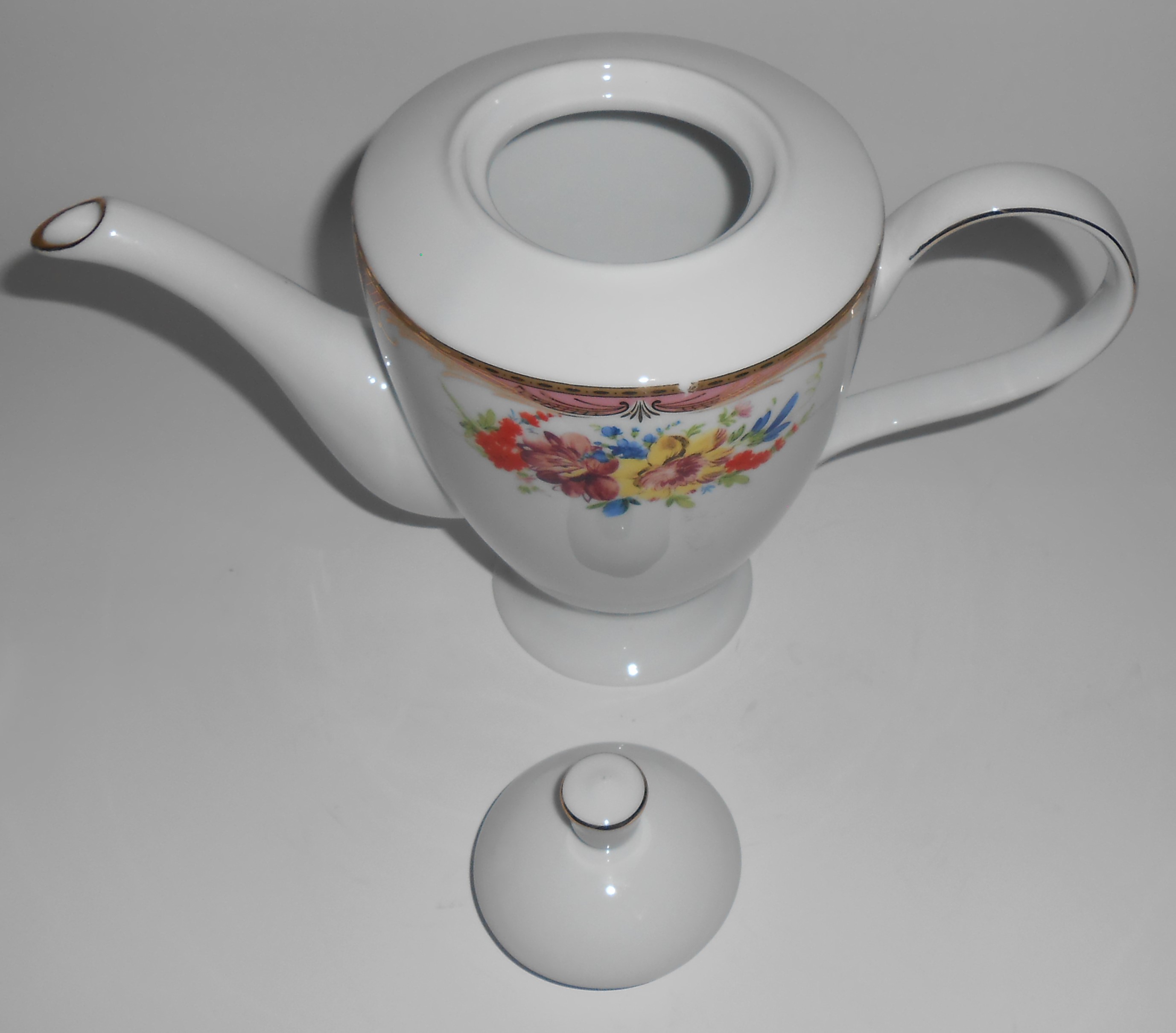 Pegasus Porcelain China Floral w/Gold Teapot