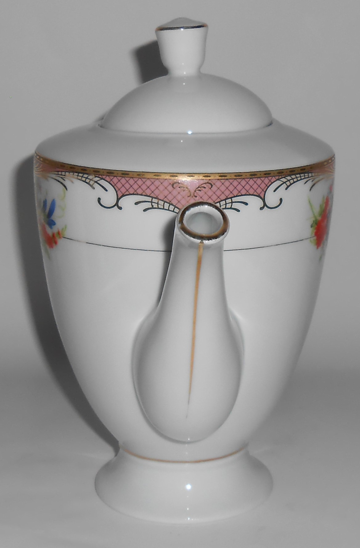 Pegasus Porcelain China Floral w/Gold Teapot