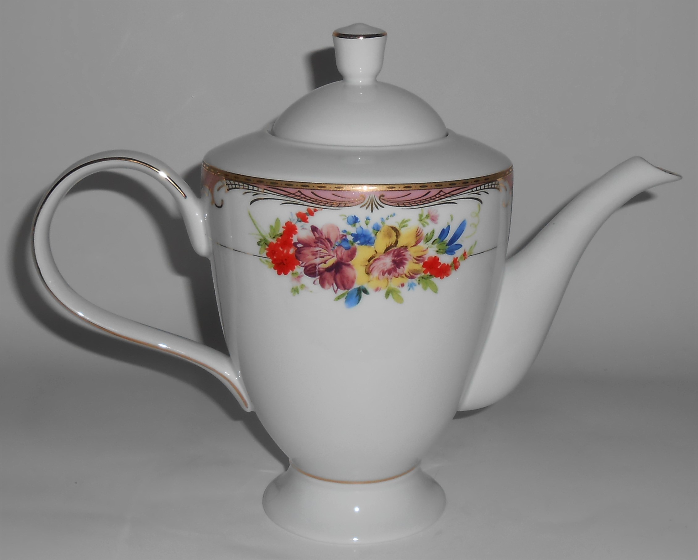 Pegasus Porcelain China Floral w/Gold Teapot