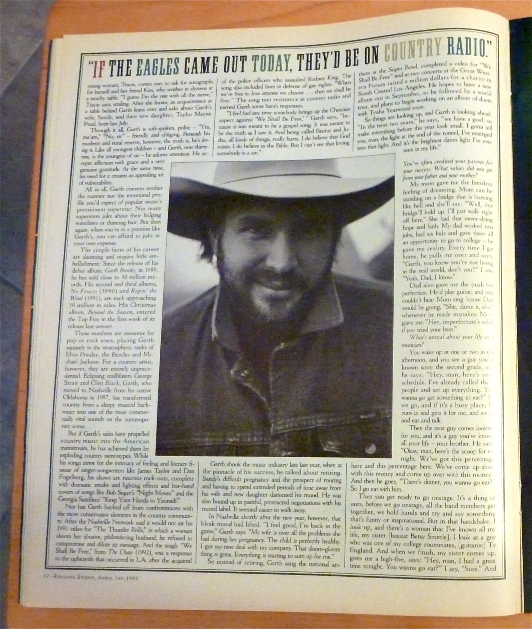 Rolling Stone-April 1, 1993-Garth Brooks