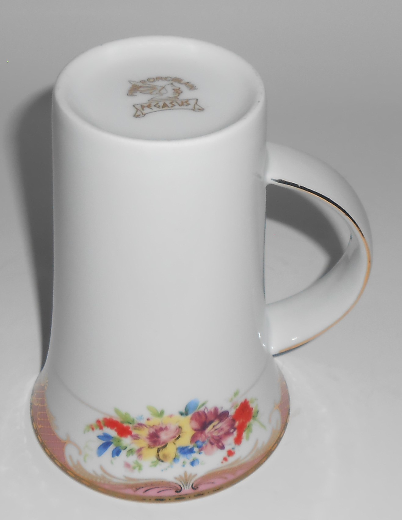 Pegasus Porcelain China Floral w/Gold Mug