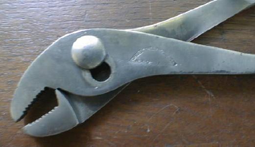Forged Steel Products Vacuum Grip Pliers
