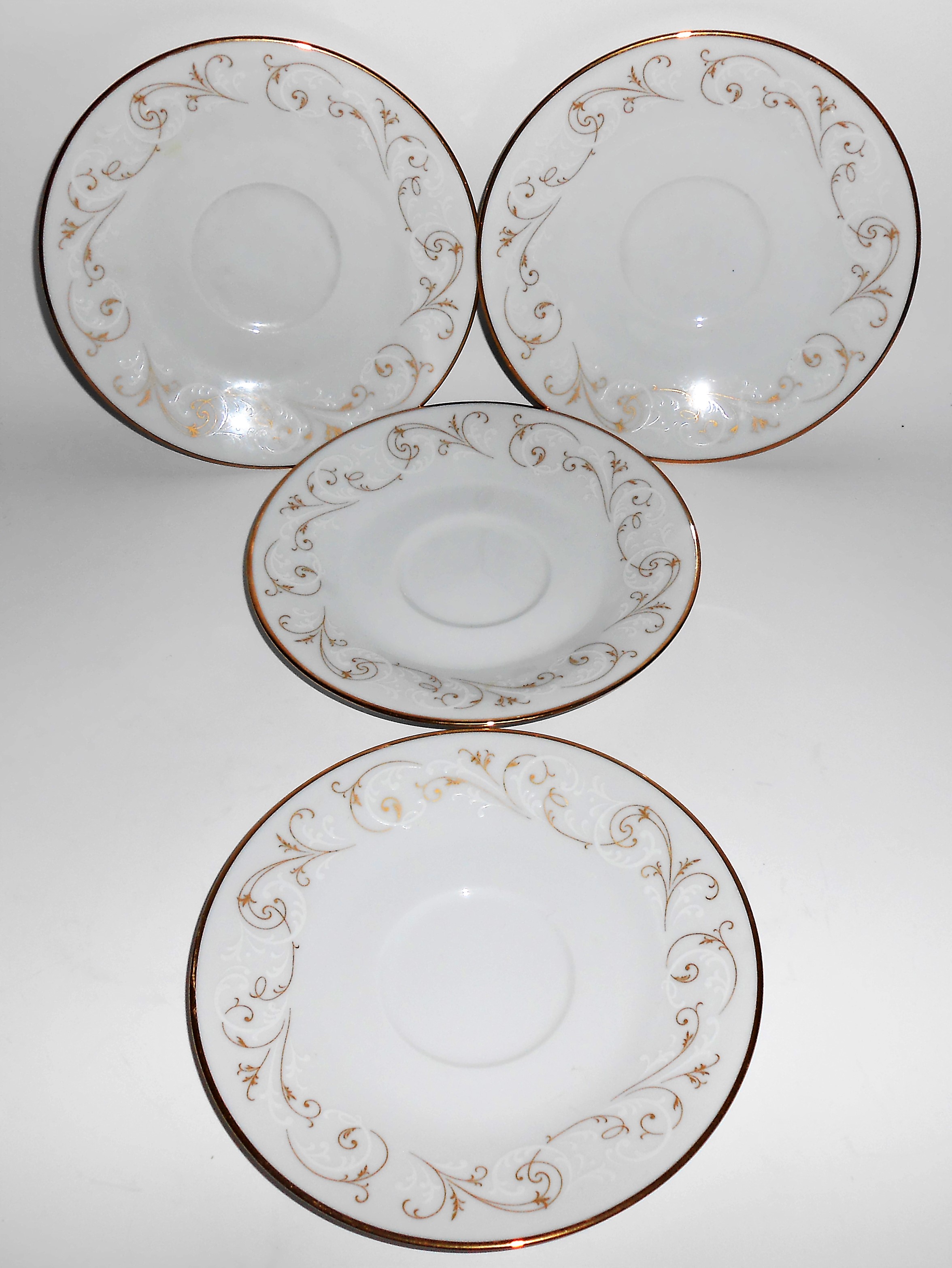 Noritake Porcelain China Duetto W/Gold Set/4 Saucers