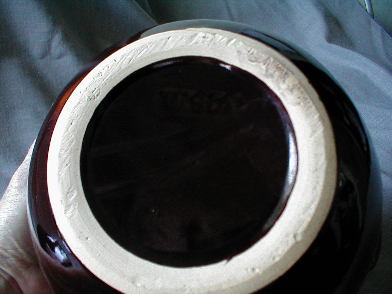 Brown Bean Pot USA