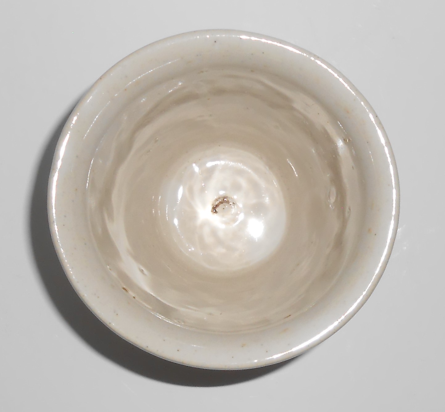 Vintage Pacific Pottery White Art Deco 3-3/8'' Flower