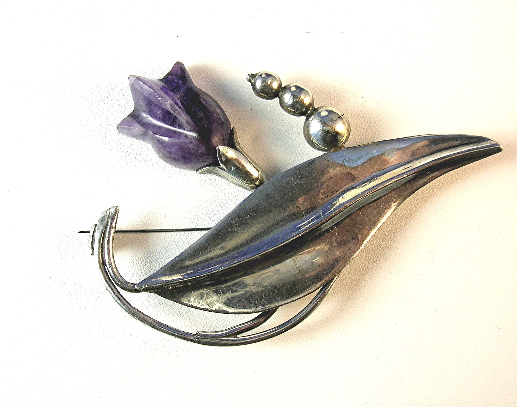 Brooch  Sterling Silver Signed Frederick Davis Amethyst