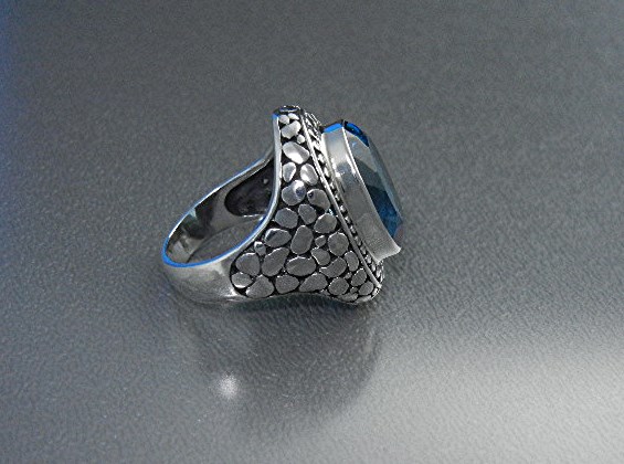 Blue Topaz Pebble Sterling Silver Ring Indonesia
