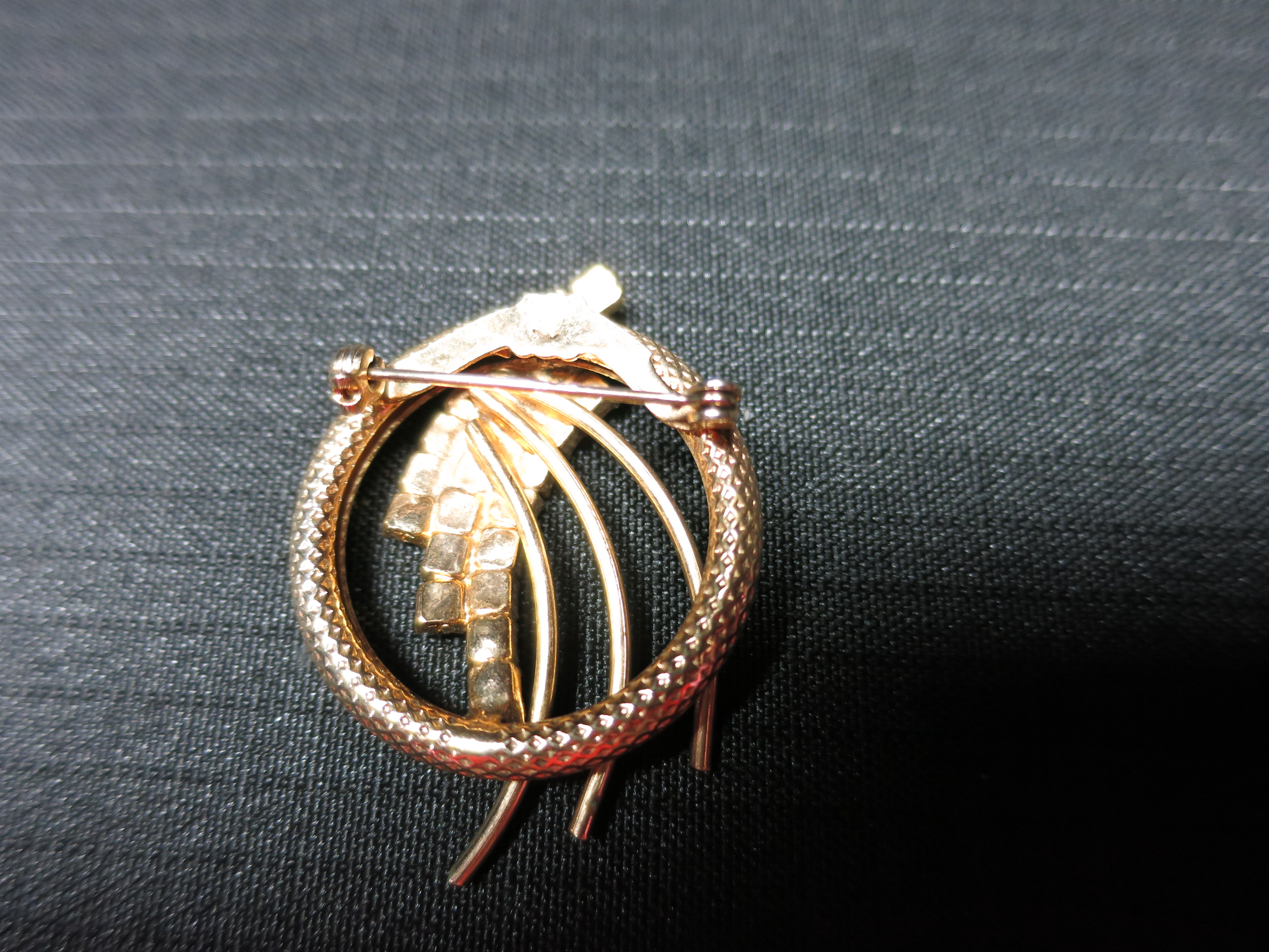 Elegant Ruby Rhinestone Pin Gold Tone Unsigned