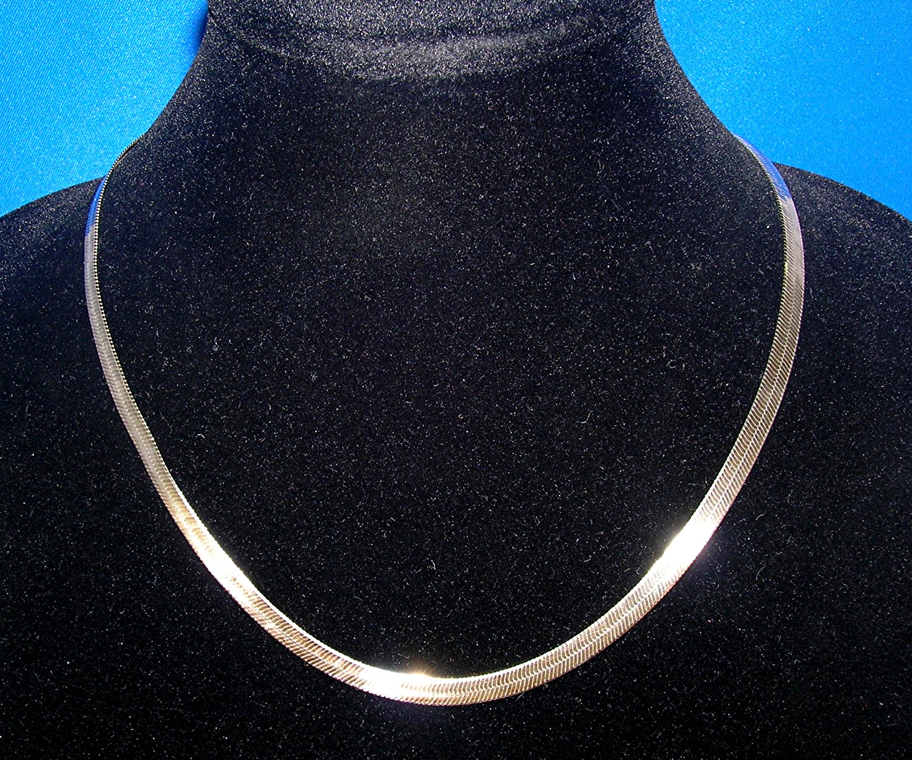 20 Inch Sterling Silver Necklace Italy