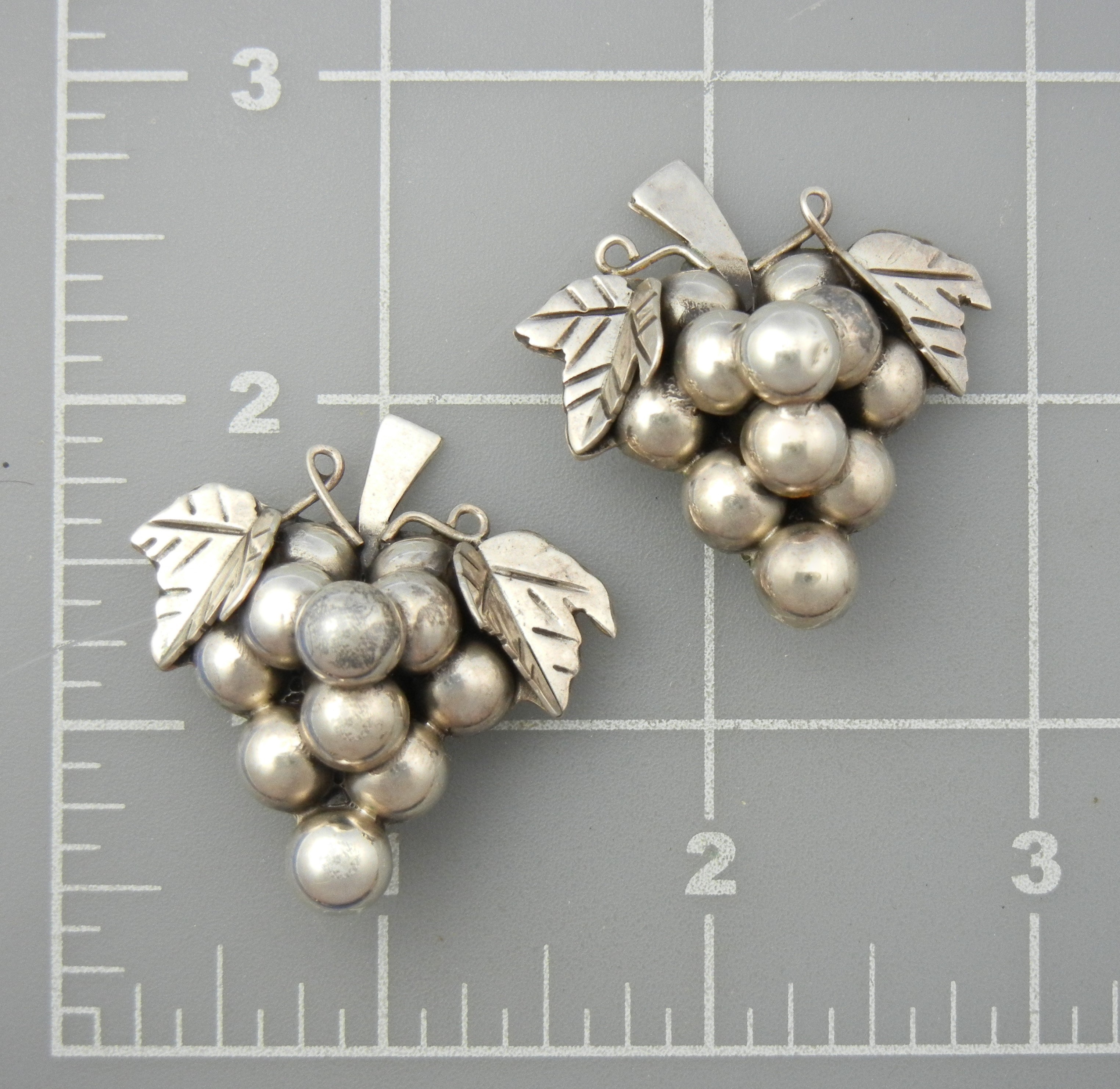 Taxco Mexico Sterling Silver Grapes and Leaves Clip Ear