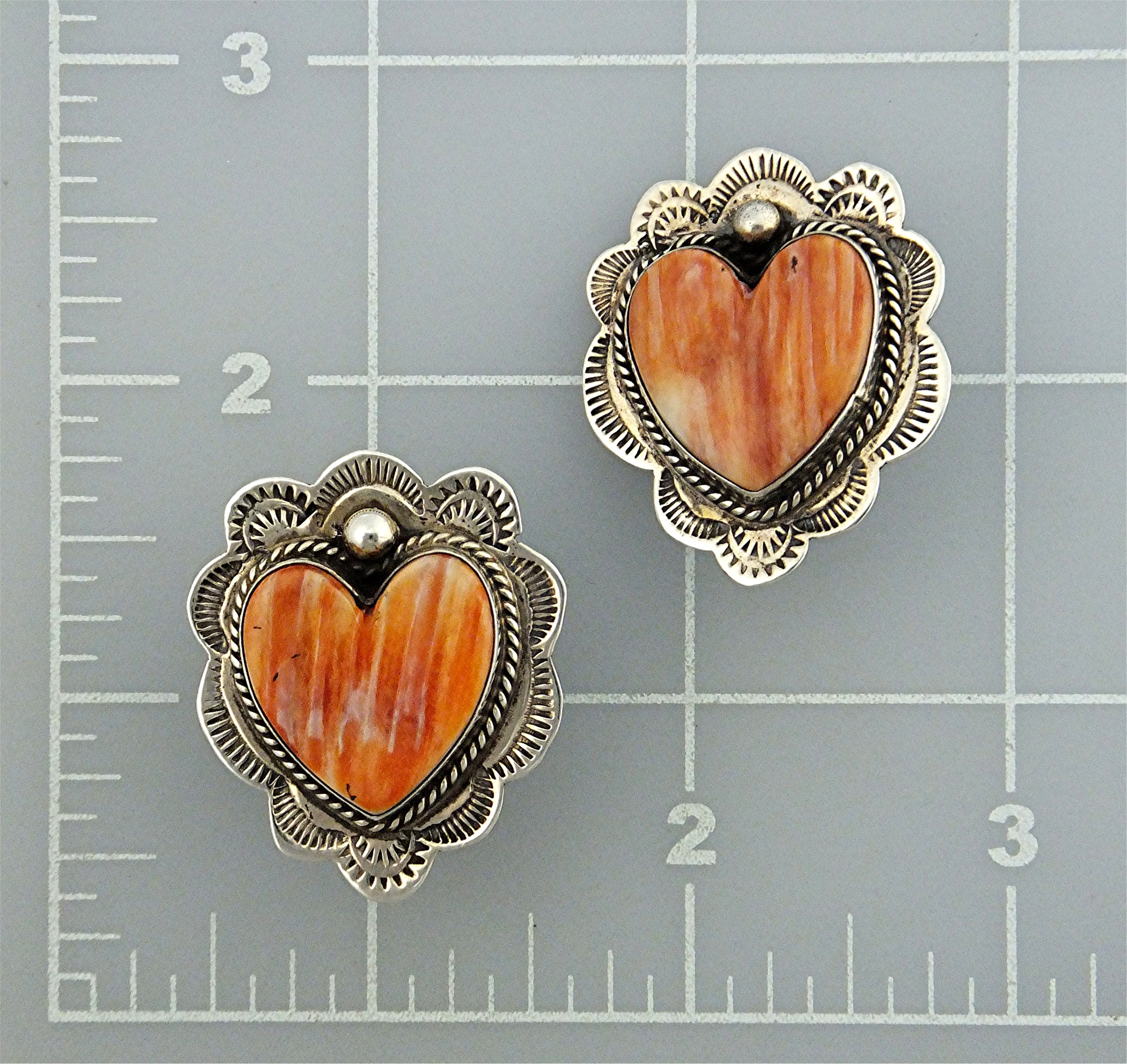 Native American SpinyOyster Sterling Silver Heart Clip