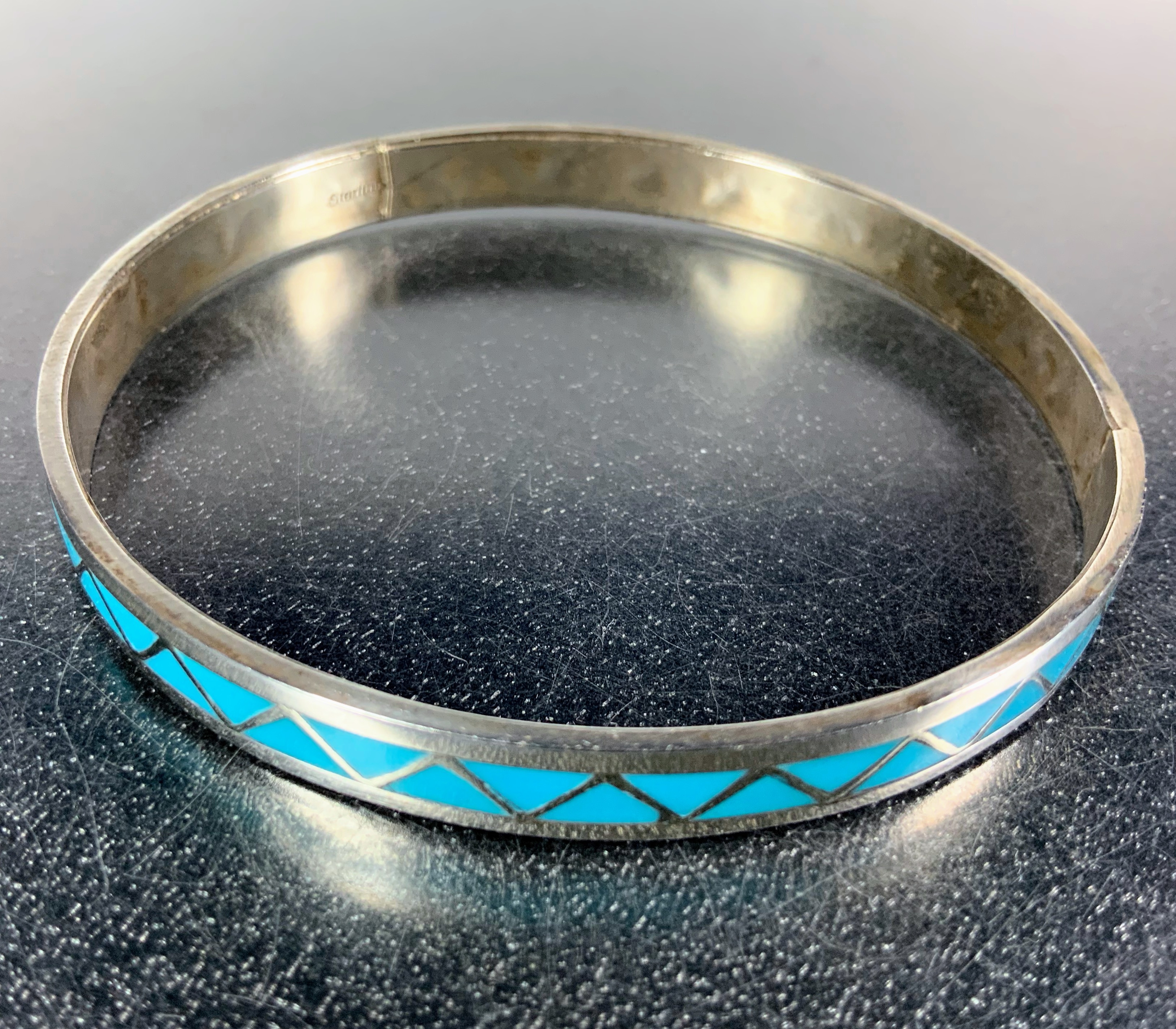 Zuni Kingman Turquoise Sterling Silver Bangle Signed R