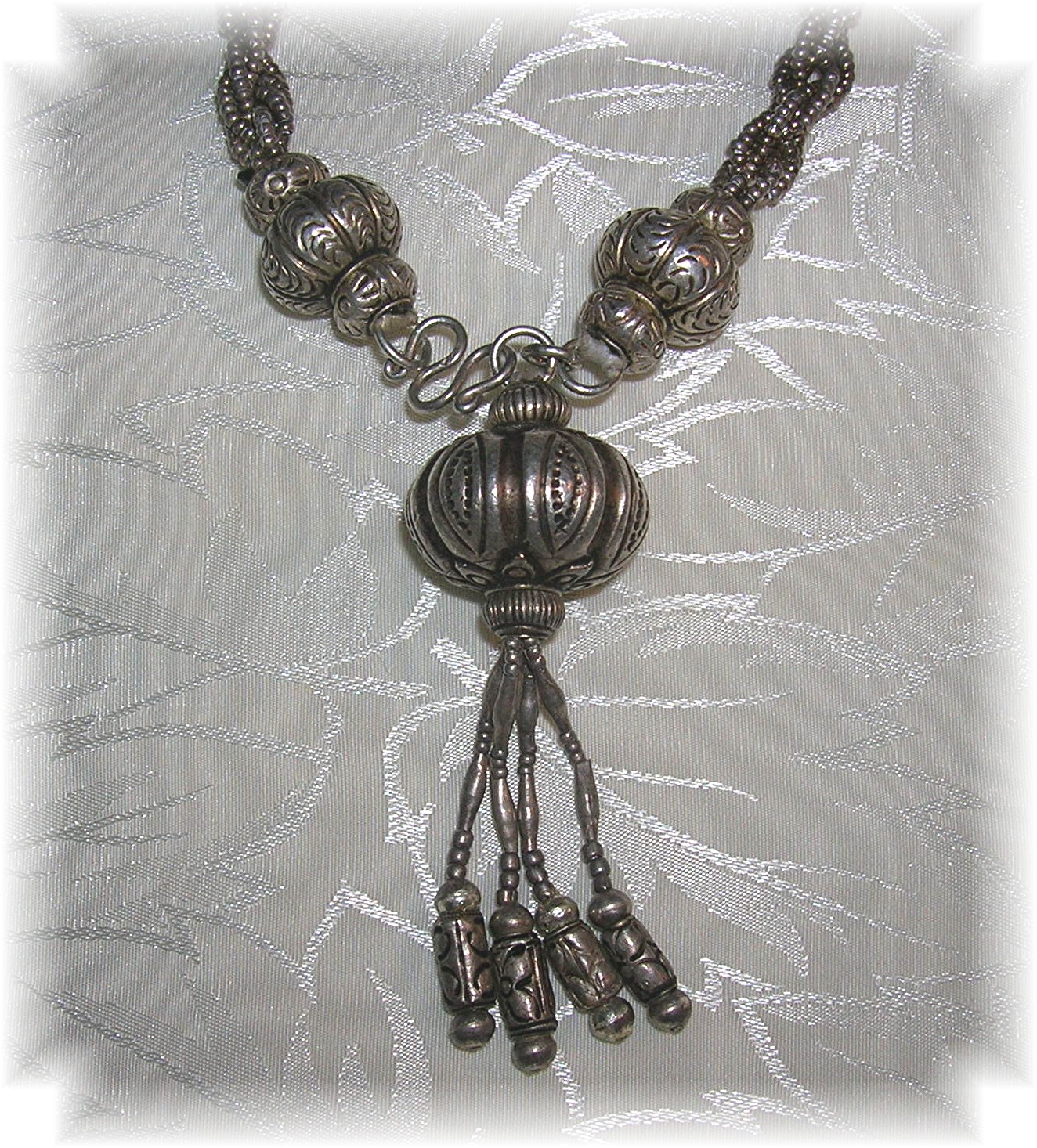 Necklace Silver Bead and Tassle Pendant